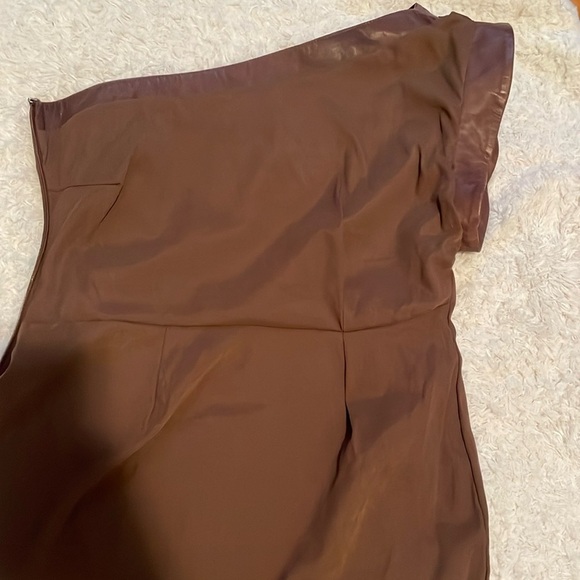 Lamarque X Revorve corey mini dress tan leather brown one shoulder size M - Picture 12 of 16